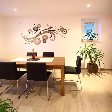 Oasis Cypress - Three Bedroom With Terrace And Swimming Pool Апартаменты